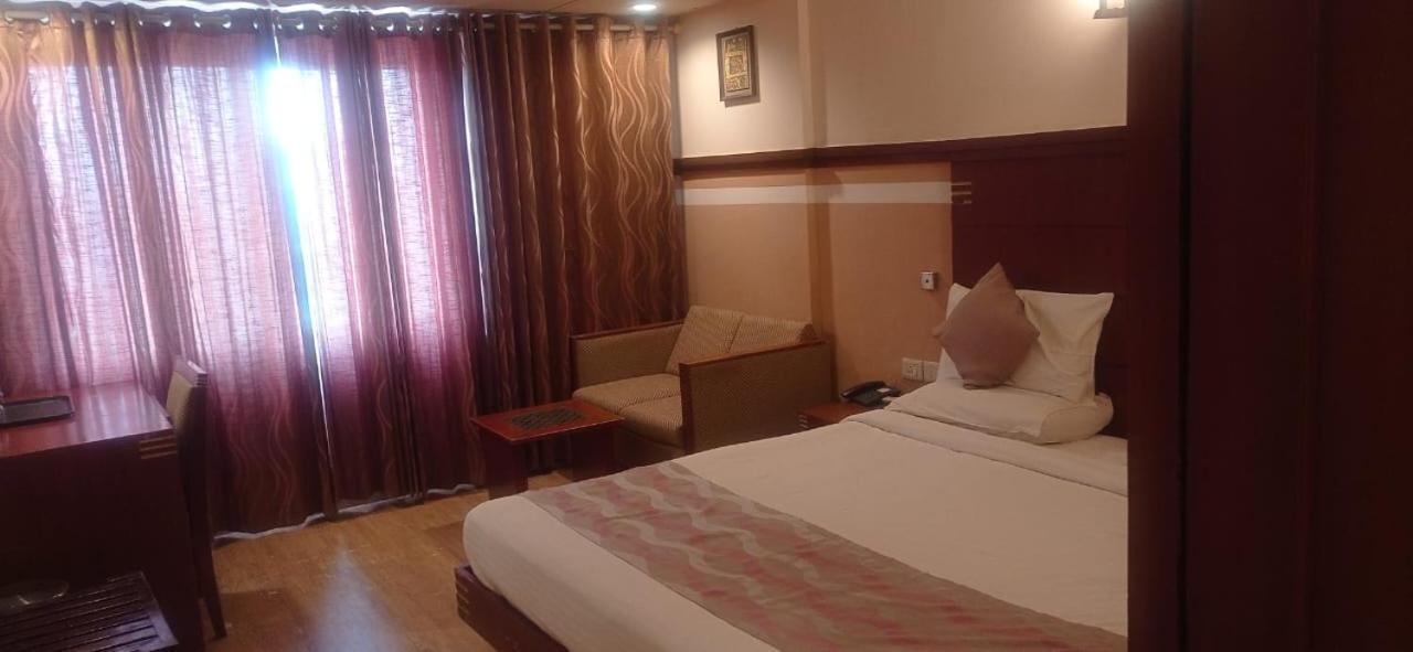 Rain Drops Hotel Chennai Exterior photo