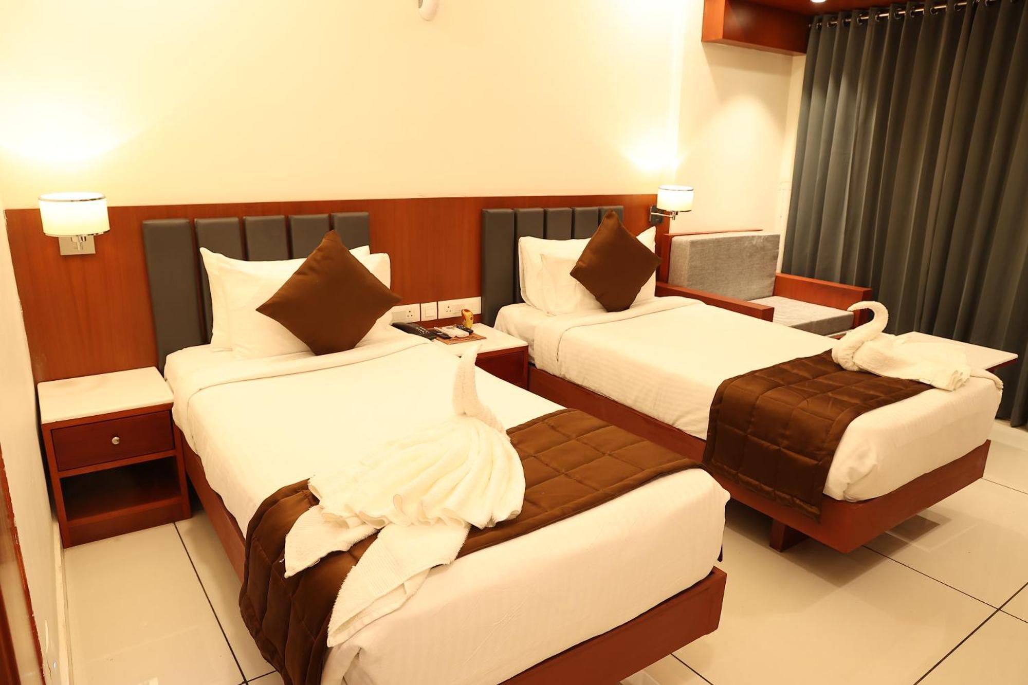 Rain Drops Hotel Chennai Exterior photo