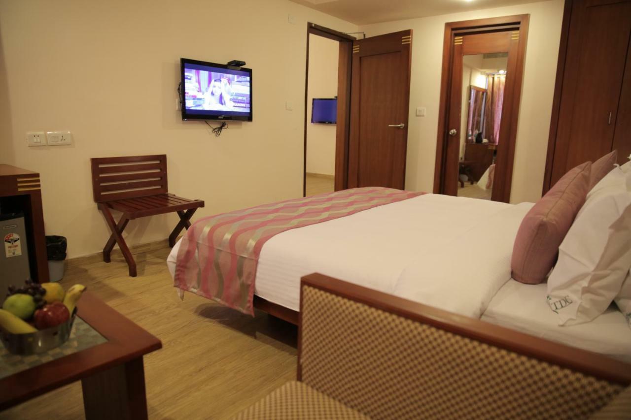 Rain Drops Hotel Chennai Room photo