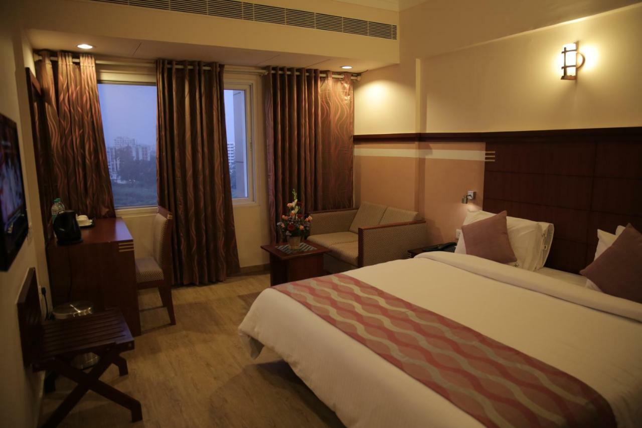 Rain Drops Hotel Chennai Room photo